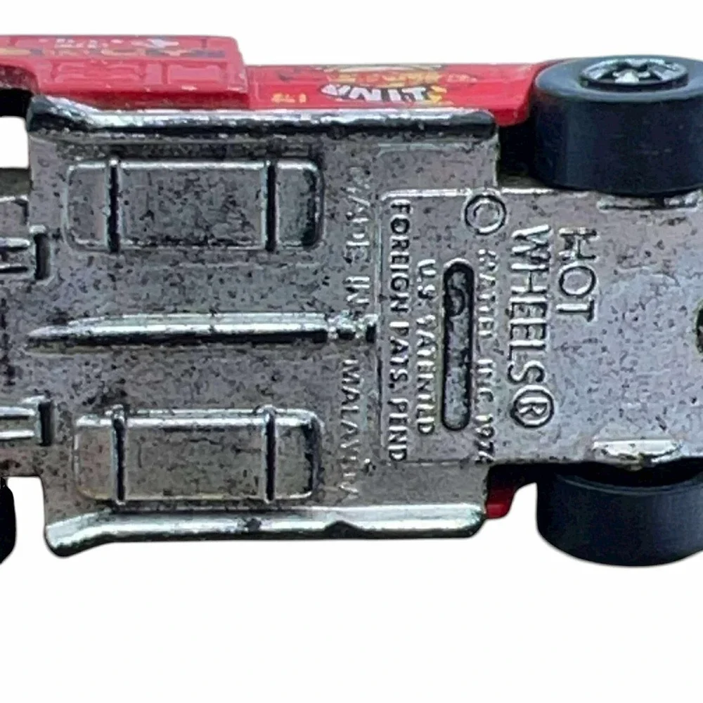 Hot Wheels‎ 1974 Emergency Unit Fire Truck Red Diecast Rescue Vehicle Malaysia